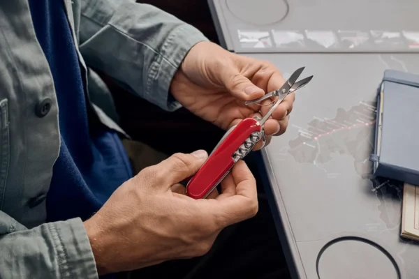 Swiss Knife Victorinox Original 15 Functions - Image 5